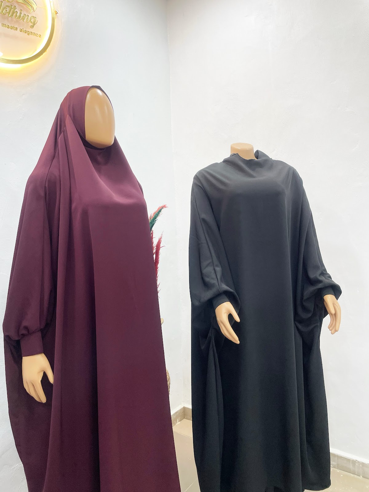 Modeste burgundy overhead jilbab & batwing abaya