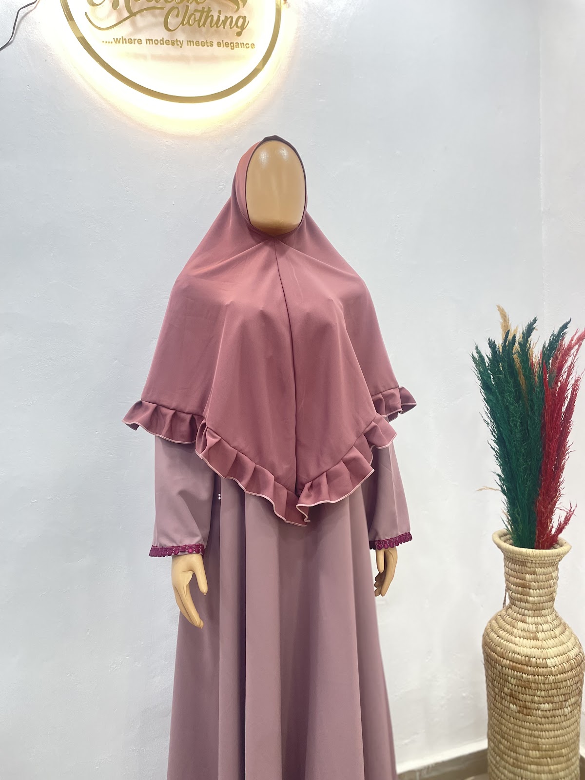 Modeste dusty rose tied diamond khimar